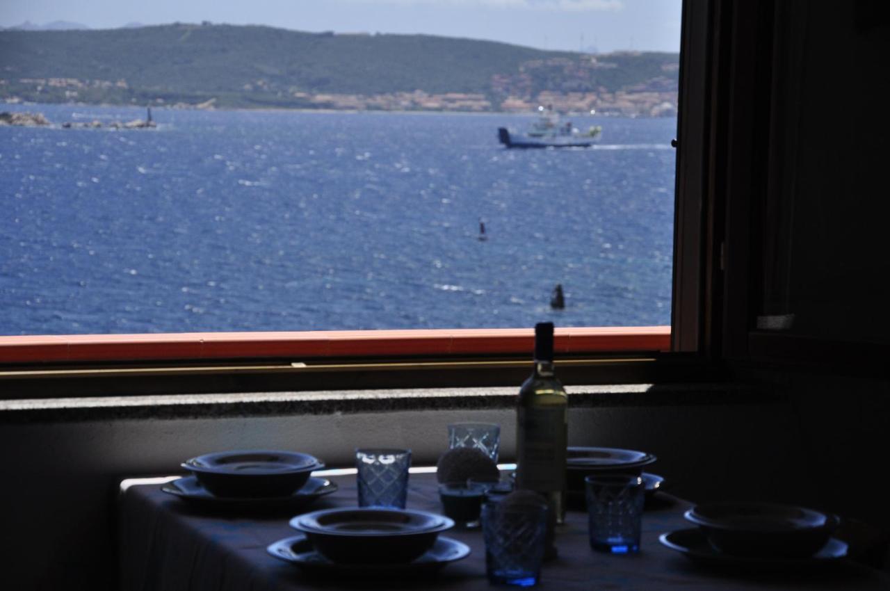 Appartamentino Panoramico...Con Finestra Sul Mare! 라마달레나 외부 사진