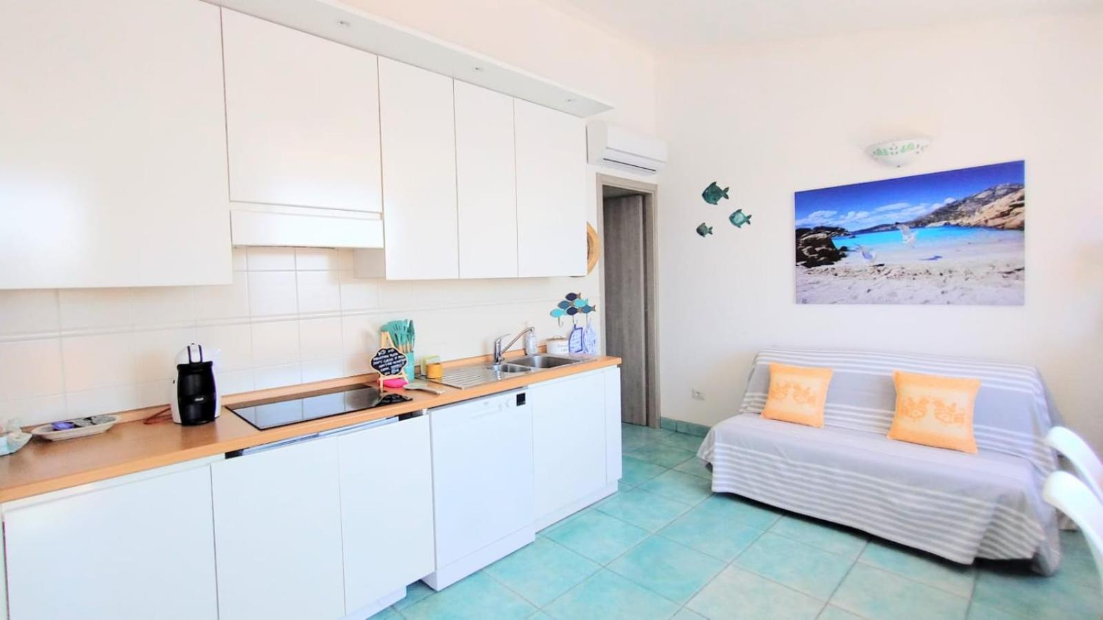 Appartamentino Panoramico...Con Finestra Sul Mare! 라마달레나 외부 사진